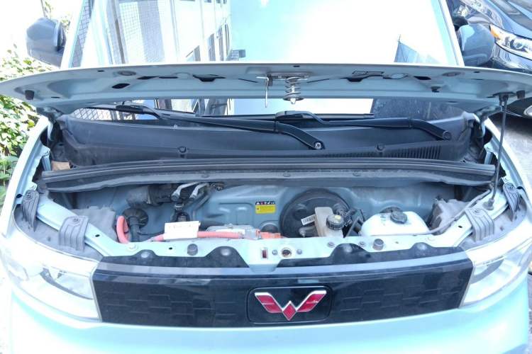 Used Wuling Hongguang MINIEV 2020 Zizai Version Lithium-NMC Engine Bay