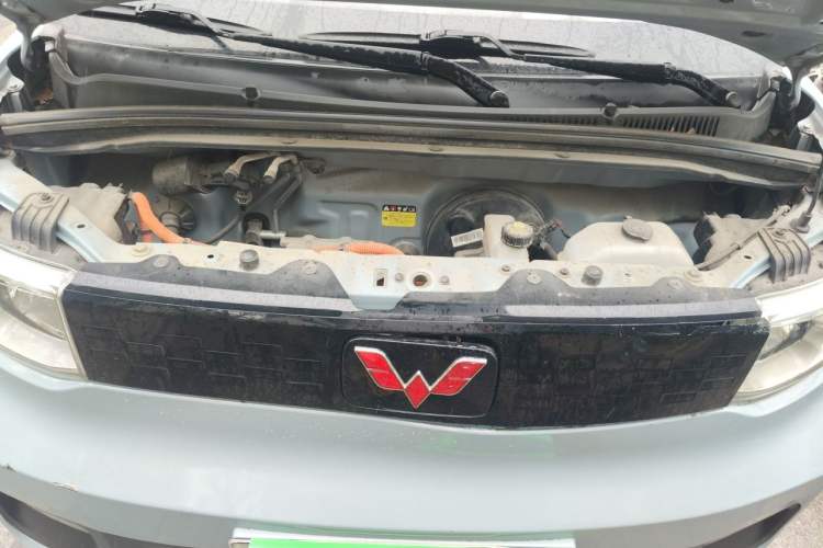 Used Wuling Hongguang MINIEV 2020 Zizai Version Lithium-NMC Engine Bay