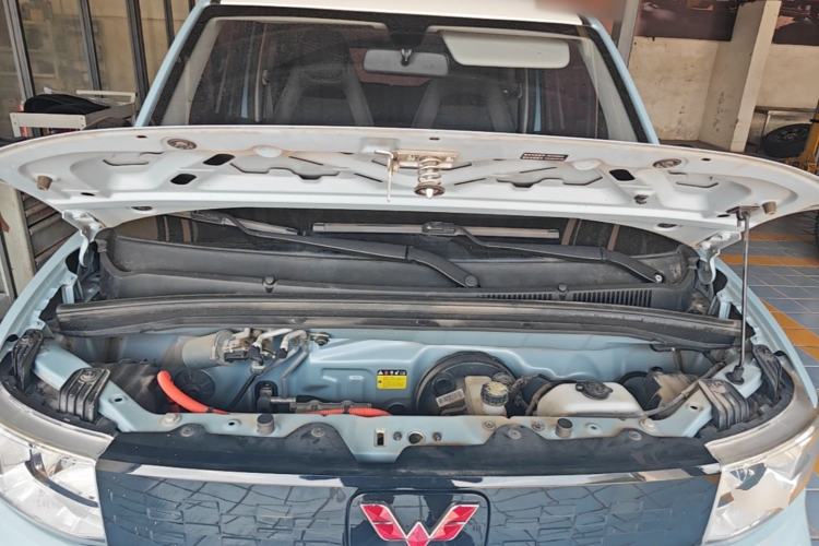 Used Wuling Hongguang MINIEV 2020 Zizai Version Lithium-NMC Engine Bay