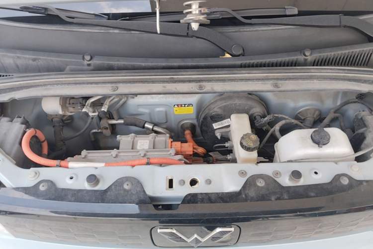 Used Wuling Hongguang MINIEV 2020 Enjoyment Model Lithium Iron Phosphate Engine Bay