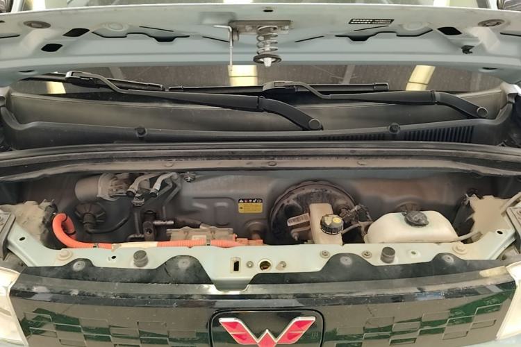 Used Wuling Hongguang MINIEV 2020 Enjoyment Model Lithium Iron Phosphate Engine Bay