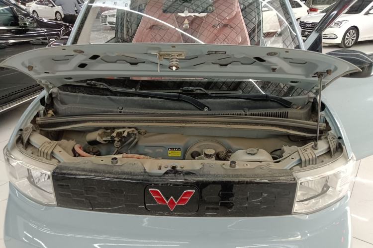 Used Wuling Hongguang MINIEV 2020 Freedom Version Lithium Iron Phosphate Engine Bay