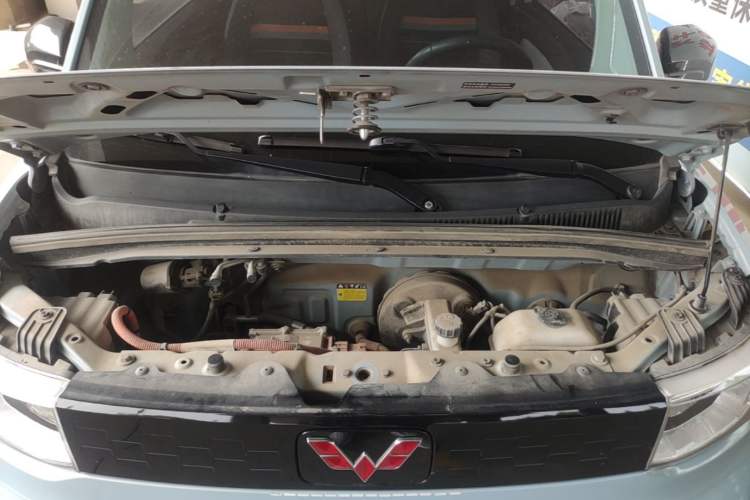 Used Wuling Hongguang MINIEV 2020 Zizai Version Lithium-NMC Engine Bay