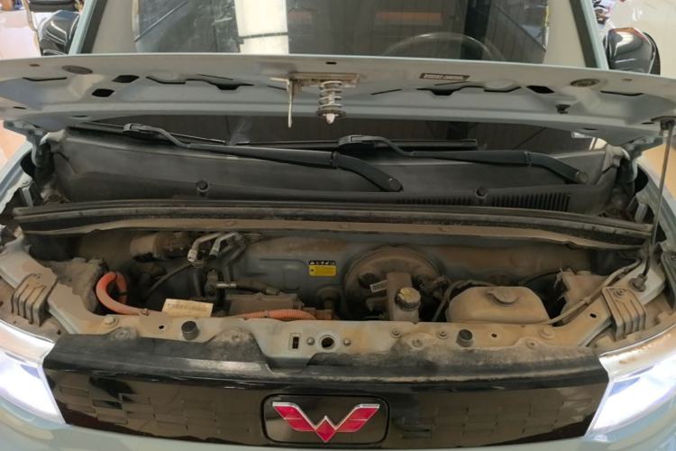Used Wuling Hongguang MINIEV 2020 Freedom Version Lithium Iron Phosphate Engine Bay