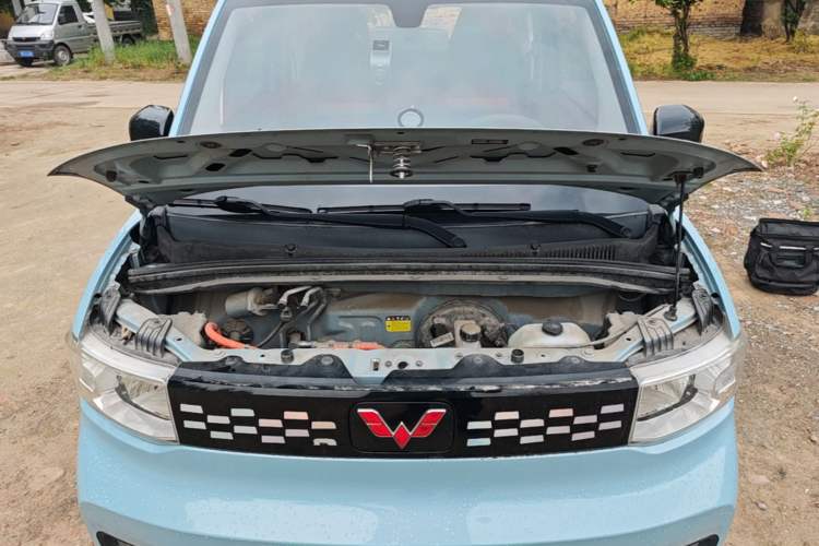 Used Wuling Hongguang MINIEV 2020 Enjoyment Model Lithium Iron Phosphate Engine Bay