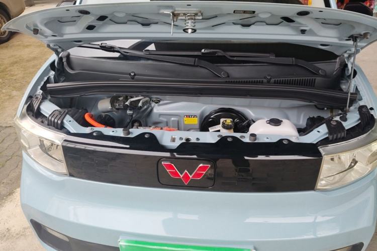 Used Wuling Hongguang MINIEV 2020 Enjoyment Model Lithium Iron Phosphate Engine Bay