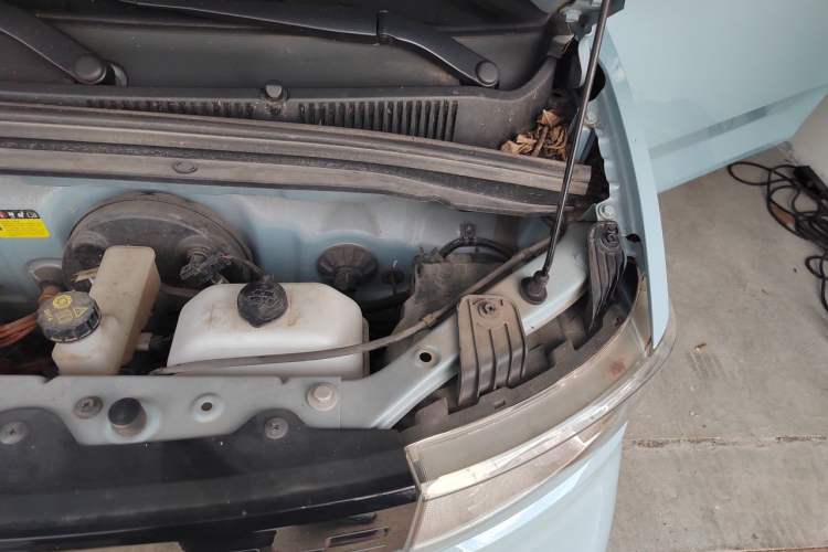 Used Wuling Hongguang MINIEV 2020 Enjoyment Model Lithium Iron Phosphate Engine Bay Left