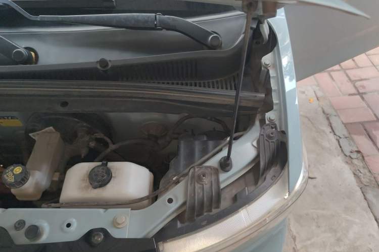 Used Wuling Hongguang MINIEV 2020 Enjoyment Model Lithium Iron Phosphate Engine Bay Left