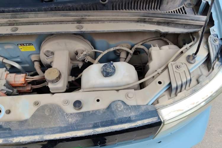 Used Wuling Hongguang MINIEV 2020 Enjoyment Model Lithium Iron Phosphate Engine Bay Left