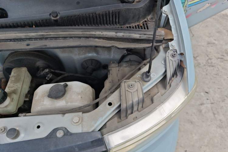 Used Wuling Hongguang MINIEV 2020 Enjoyment Model Lithium Iron Phosphate Engine Bay Left