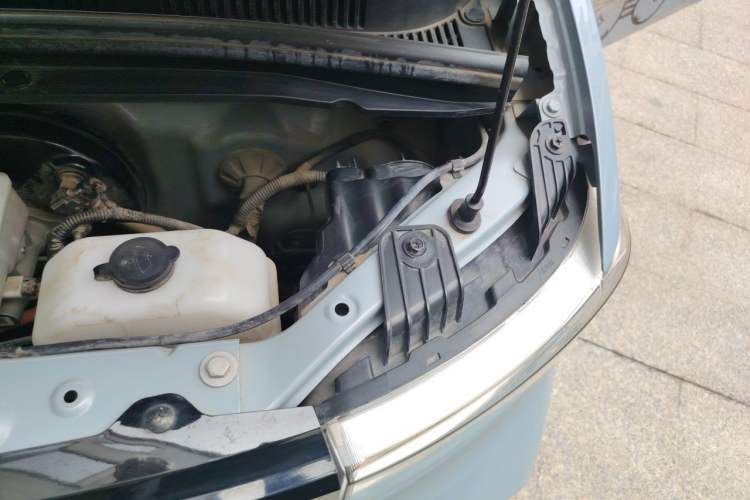 Used Wuling Hongguang MINIEV 2020 Enjoy Edition Lithium-Ion Battery Engine Bay Left