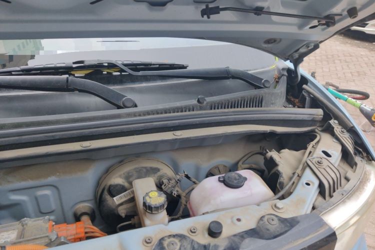 Used Wuling Hongguang MINIEV 2020 Easy Version Lithium-Ion Battery Engine Bay Left