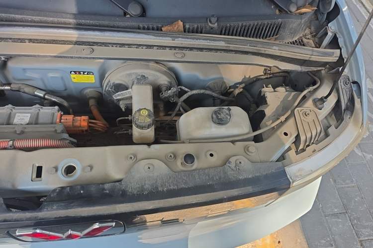 Used Wuling Hongguang MINIEV 2020 Enjoy Edition Lithium-Ion Battery Engine Bay Left