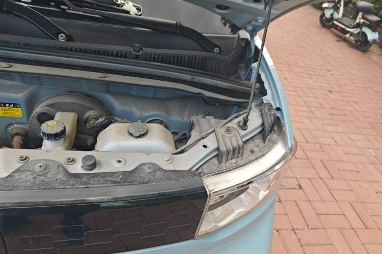 Used Wuling Hongguang MINIEV 2020 Enjoyment Model Lithium Iron Phosphate Engine Bay Left