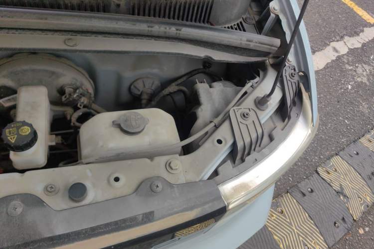 Used Wuling Hongguang MINIEV 2020 Zizai Version Lithium-NMC Engine Bay Left