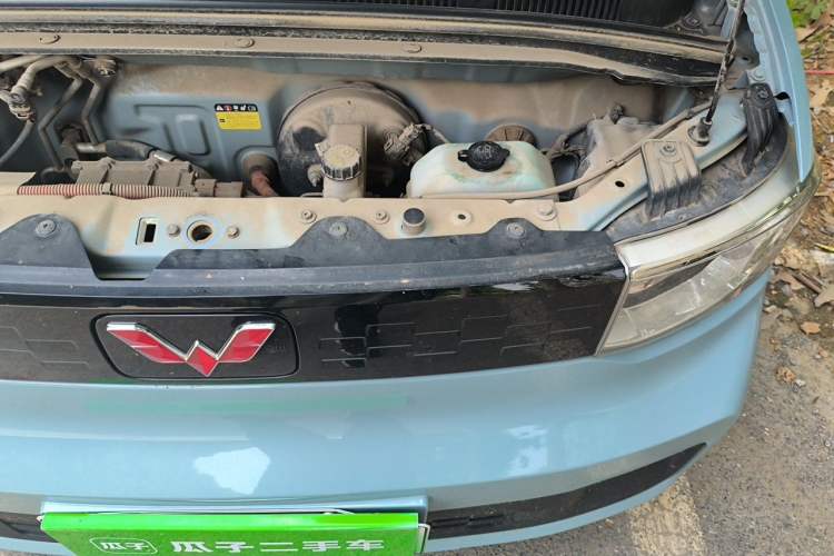 Used Wuling Hongguang MINIEV 2020 Freedom Version Lithium Iron Phosphate Engine Bay Left