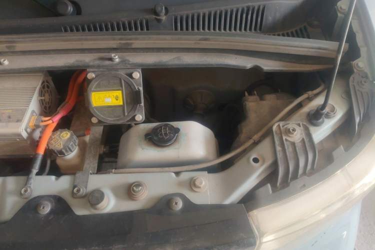 Used Wuling Hongguang MINIEV 2020 Enjoy Edition Lithium-Ion Battery Engine Bay Left