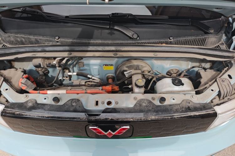 Used Wuling Hongguang MINIEV 2020 Freedom Version Lithium Iron Phosphate Engine Bay