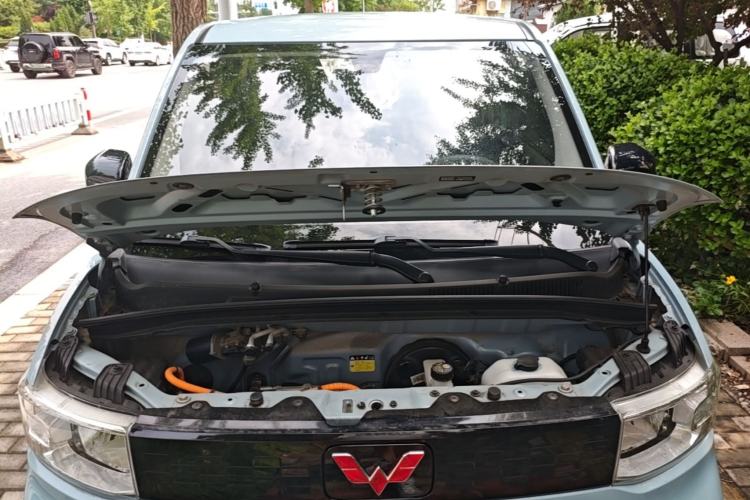 Used Wuling Hongguang MINIEV 2020 Easy Version Lithium-Ion Battery Engine Bay