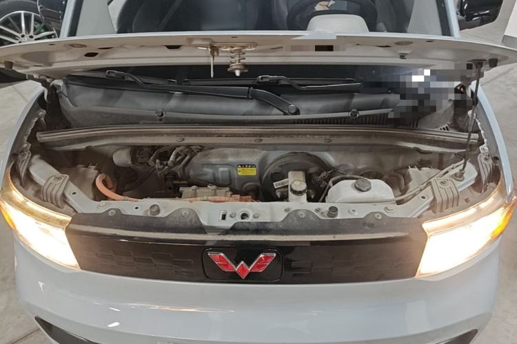 Used Wuling Hongguang MINIEV 2020 Freedom Version Lithium Iron Phosphate Engine Bay