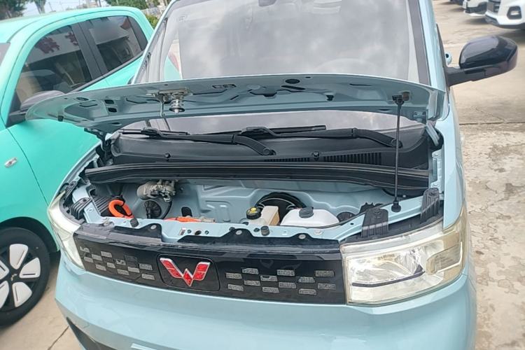 Used Wuling Hongguang MINIEV 2020 Easy Version Lithium-Ion Battery Engine Bay