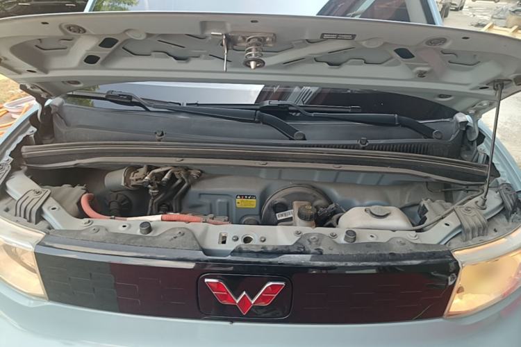 Used Wuling Hongguang MINIEV 2020 Freedom Version Lithium Iron Phosphate Engine Bay