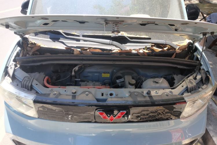 Used Wuling Hongguang MINIEV 2020 Enjoyment Model Lithium Iron Phosphate Engine Bay