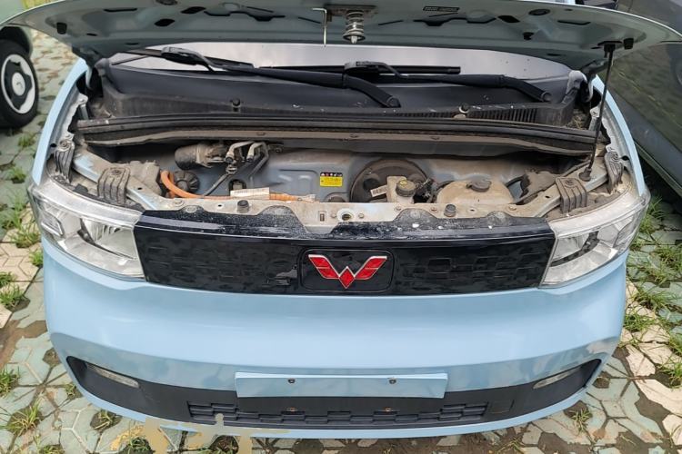 Used Wuling Hongguang MINIEV 2020 Enjoyment Model Lithium Iron Phosphate Engine Bay