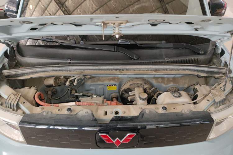 Used Wuling Hongguang MINIEV 2020 Freedom Version Lithium Iron Phosphate Engine Bay