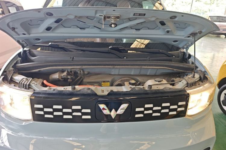 Used Wuling Hongguang MINIEV 2020 Freedom Version Lithium Iron Phosphate Engine Bay