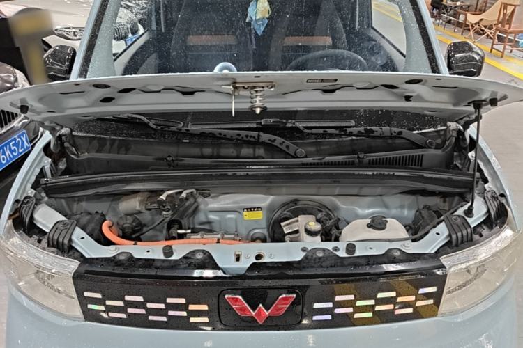 Used Wuling Hongguang MINIEV 2020 Zizai Version Lithium-NMC Engine Bay