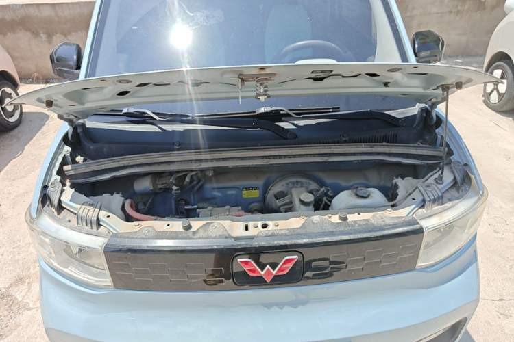 Used Wuling Hongguang MINIEV 2020 Zizai Version Lithium-NMC Engine Bay