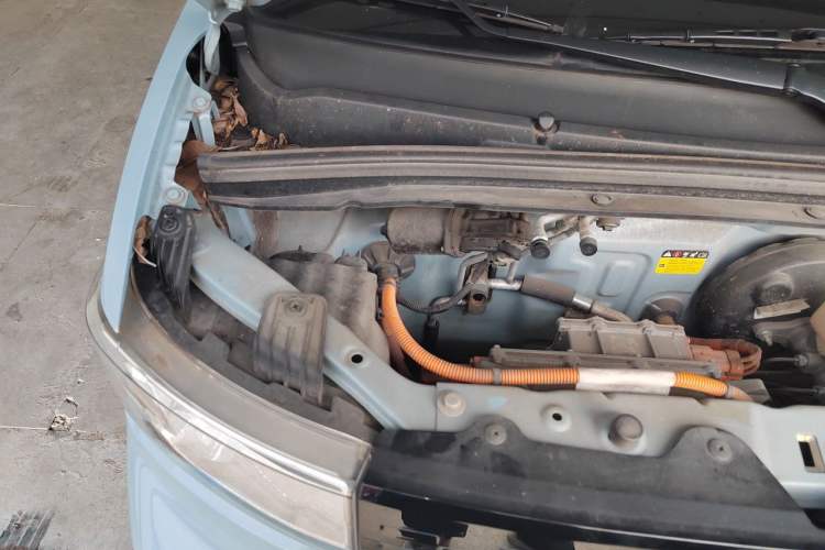 Used Wuling Hongguang MINIEV 2020 Enjoyment Model Lithium Iron Phosphate Engine Bay Right
