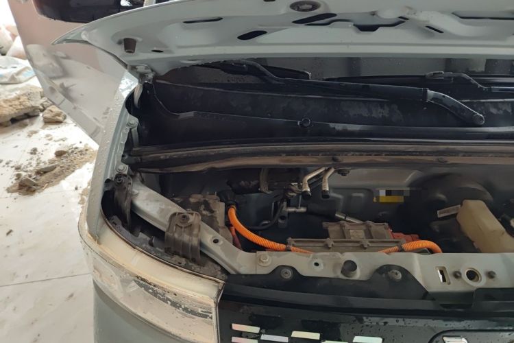 Used Wuling Hongguang MINIEV 2020 Easy Version Lithium-Ion Battery Engine Bay Right