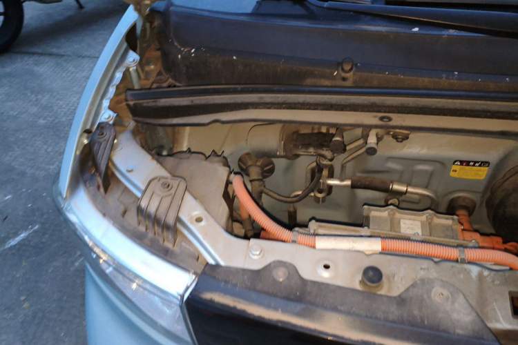 Used Wuling Hongguang MINIEV 2020 Freedom Version Lithium Iron Phosphate Engine Bay Right