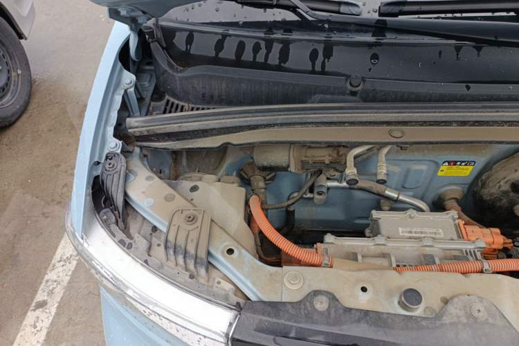 Used Wuling Hongguang MINIEV 2020 Freedom Version Lithium Iron Phosphate Engine Bay Right
