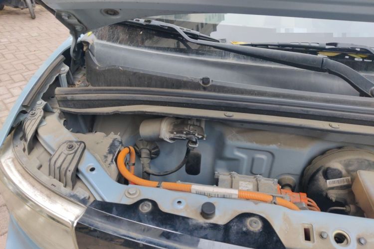 Used Wuling Hongguang MINIEV 2020 Easy Version Lithium-Ion Battery Engine Bay Right