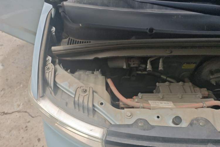 Used Wuling Hongguang MINIEV 2020 Enjoyment Model Lithium Iron Phosphate Engine Bay Right