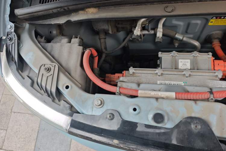 Used Wuling Hongguang MINIEV 2020 Enjoyment Model Lithium Iron Phosphate Engine Bay Right