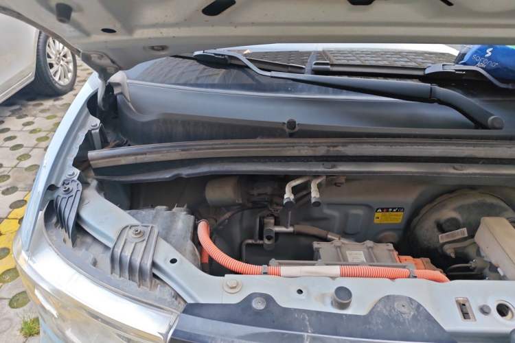 Used Wuling Hongguang MINIEV 2020 Enjoy Edition Lithium-Ion Battery Engine Bay Right