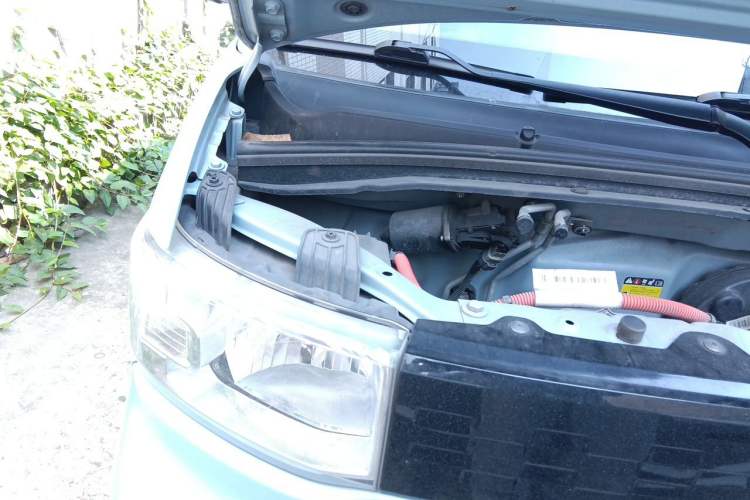 Used Wuling Hongguang MINIEV 2020 Zizai Version Lithium-NMC Engine Bay Right