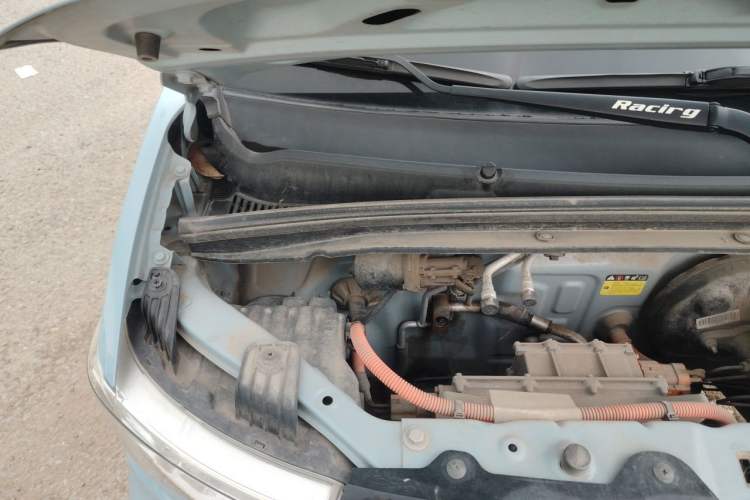 Used Wuling Hongguang MINIEV 2020 Enjoyment Model Lithium Iron Phosphate Engine Bay Right