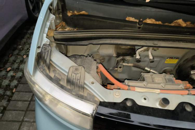 Used Wuling Hongguang MINIEV 2020 Freedom Version Lithium Iron Phosphate Engine Bay Right
