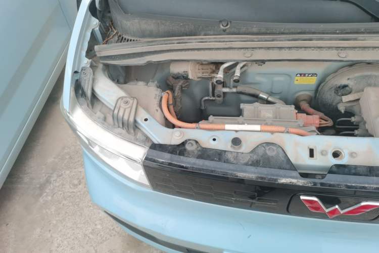 Used Wuling Hongguang MINIEV 2020 Easy Version Lithium-Ion Battery Engine Bay Right