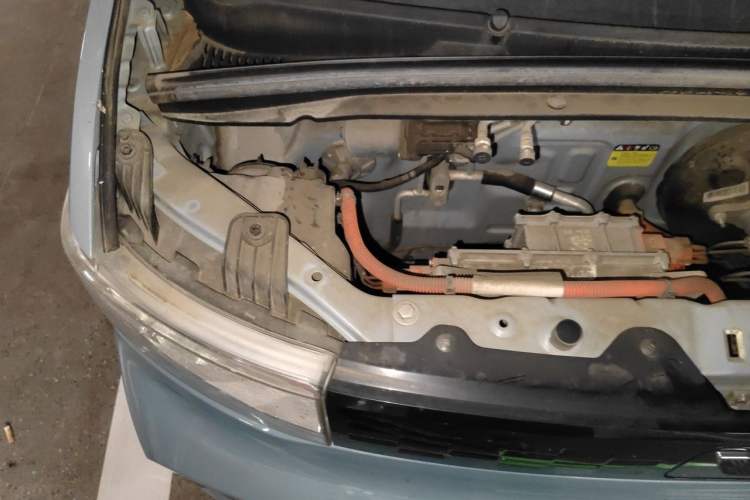 Used Wuling Hongguang MINIEV 2020 Enjoy Edition Lithium-Ion Battery Engine Bay Right