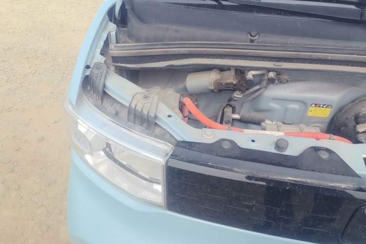Used Wuling Hongguang MINIEV 2020 Freedom Version Lithium Iron Phosphate Engine Bay Right
