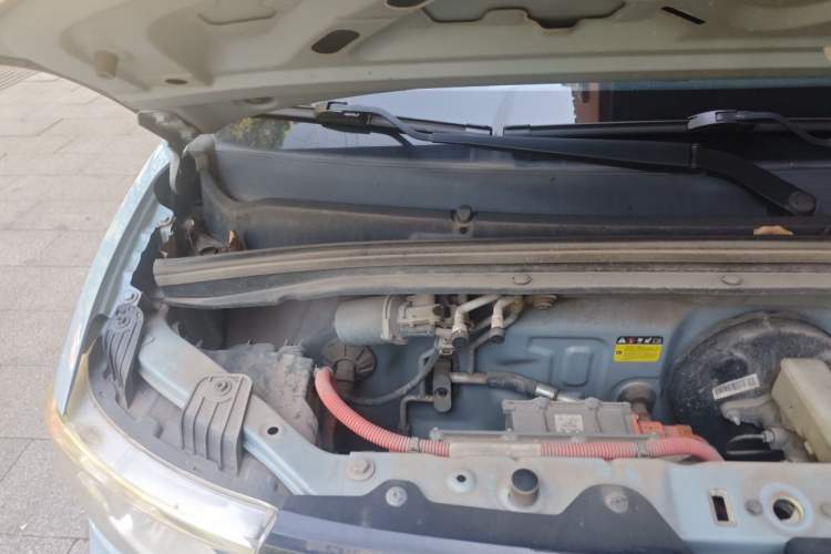 Used Wuling Hongguang MINIEV 2020 Enjoy Edition Lithium-Ion Battery Engine Bay Right