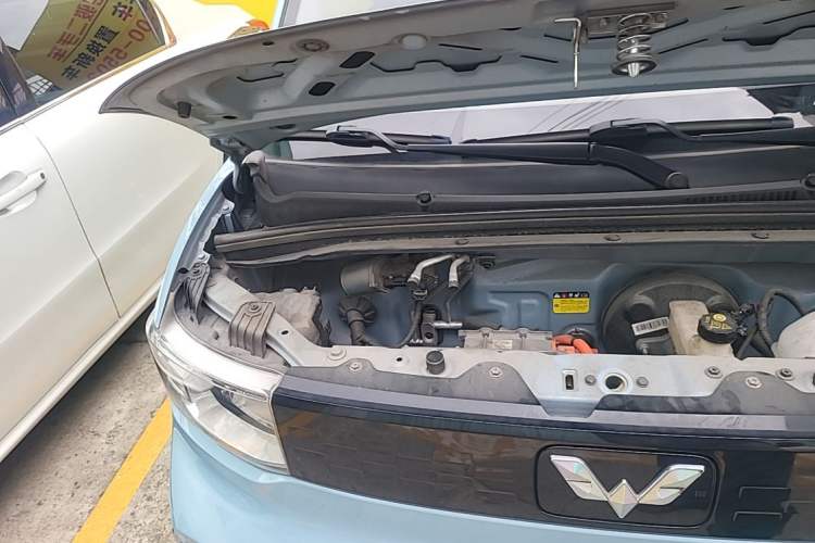 Used Wuling Hongguang MINIEV 2020 Zizai Version Lithium-NMC Engine Bay Right