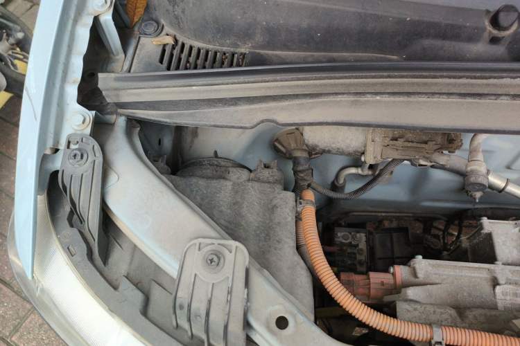 Used Wuling Hongguang MINIEV 2020 Freedom Version Lithium Iron Phosphate Engine Bay Right