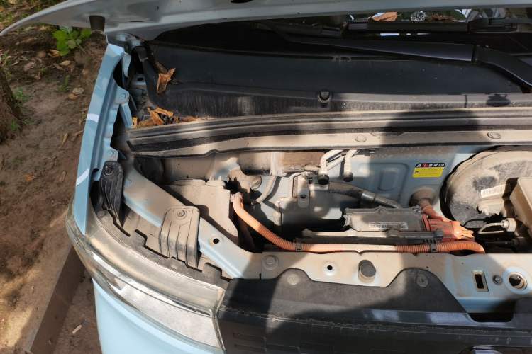 Used Wuling Hongguang MINIEV 2020 Freedom Version Lithium Iron Phosphate Engine Bay Right